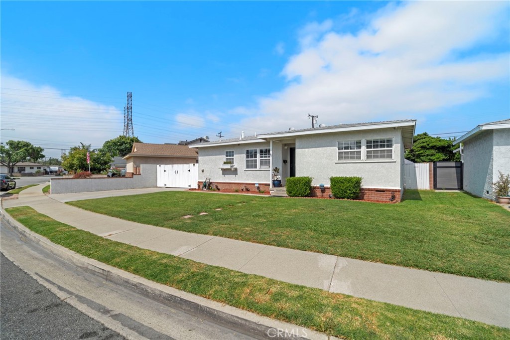 5223 Josie Avenue