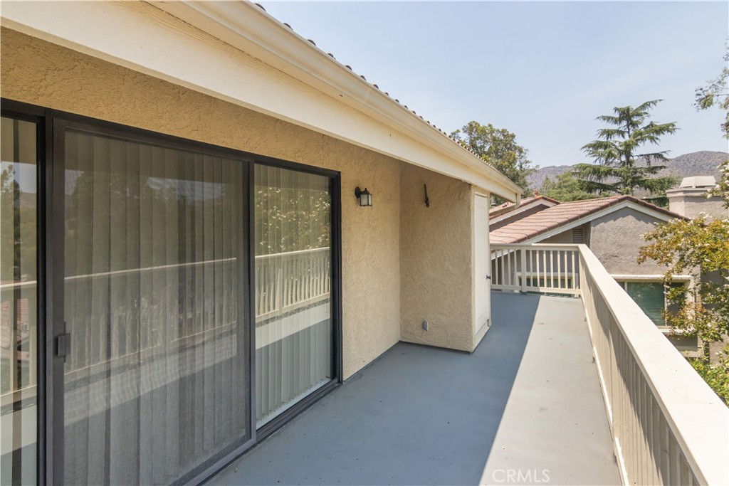 Oak Park (867) - Residential Lease