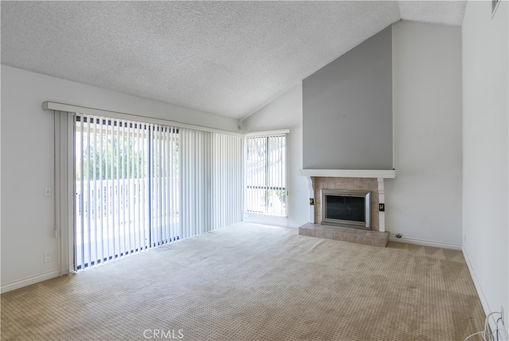 Oak Park (867) - Residential Lease