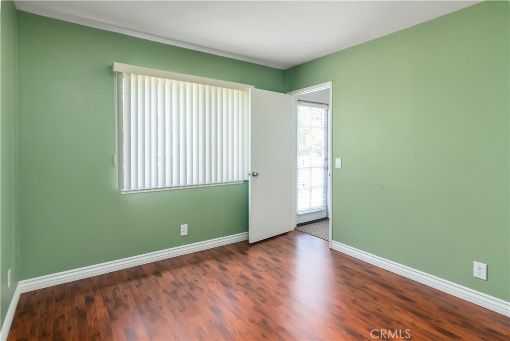 Oak Park (867) - Residential Lease