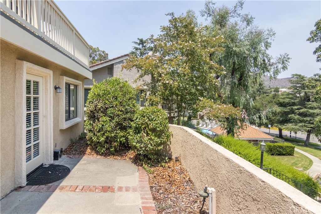 Oak Park (867) - Residential Lease