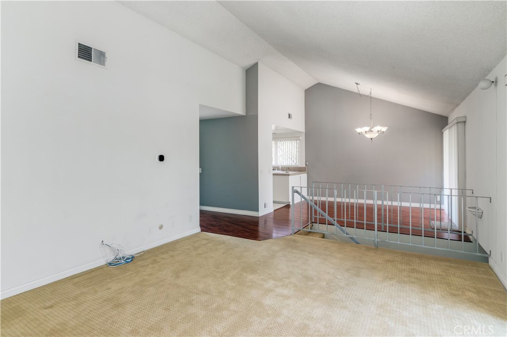 Oak Park (867) - Residential Lease