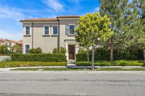 100 Henderson, Irvine, CA 92620 - MLS#: OC25071234