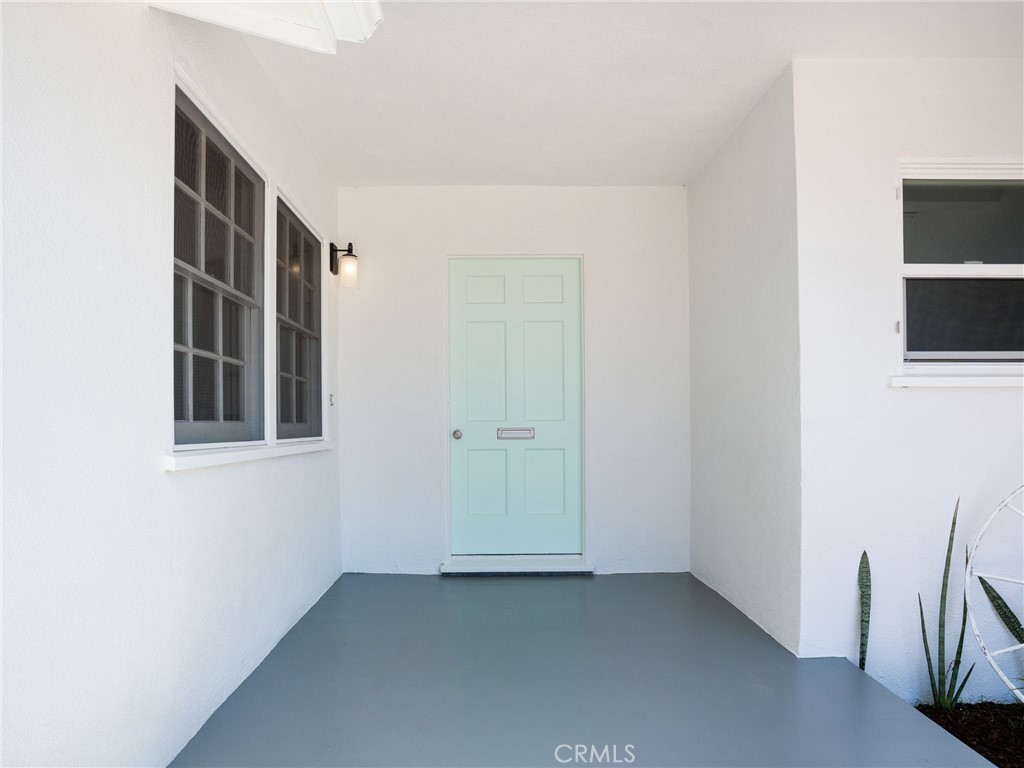 445 Via Colusa