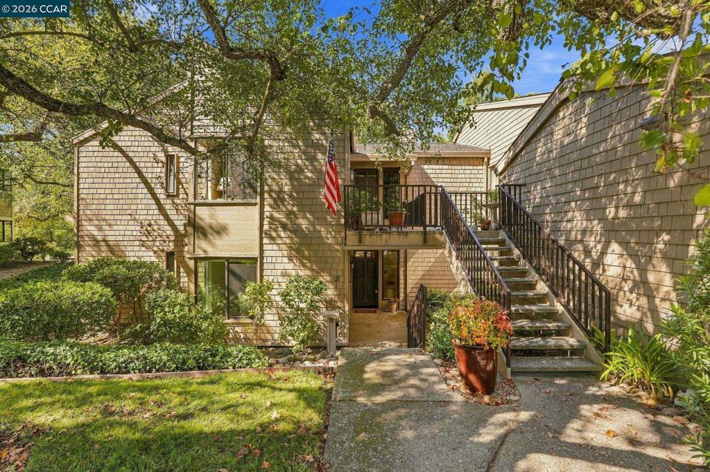 3201 Rossmoor Parkway 2