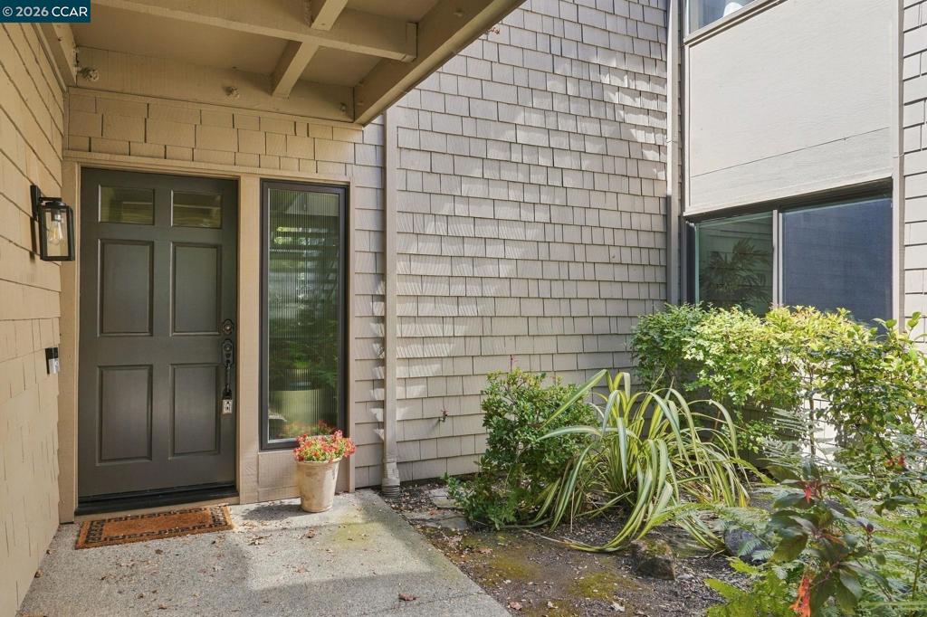 3201 Rossmoor Parkway 2