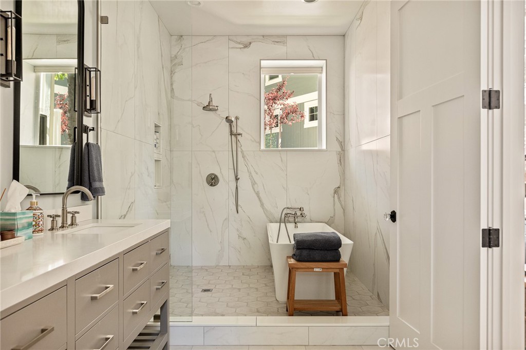 Arrowhead Woods (AWHW) - Residential