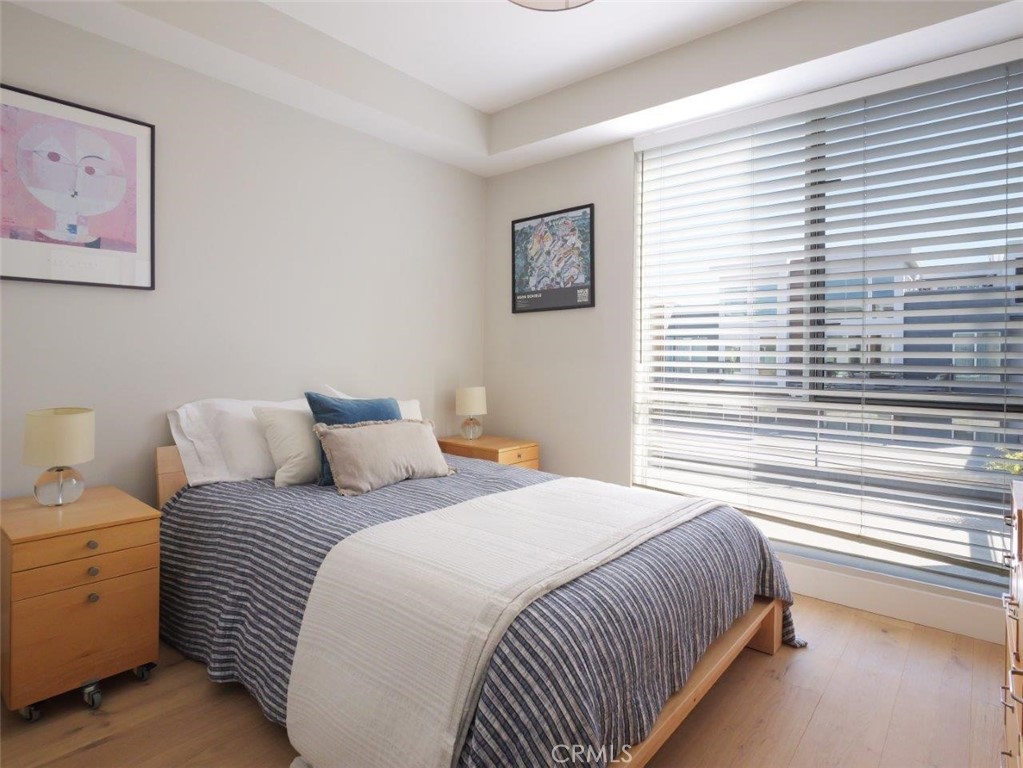 1920 S Pacific Coast 304