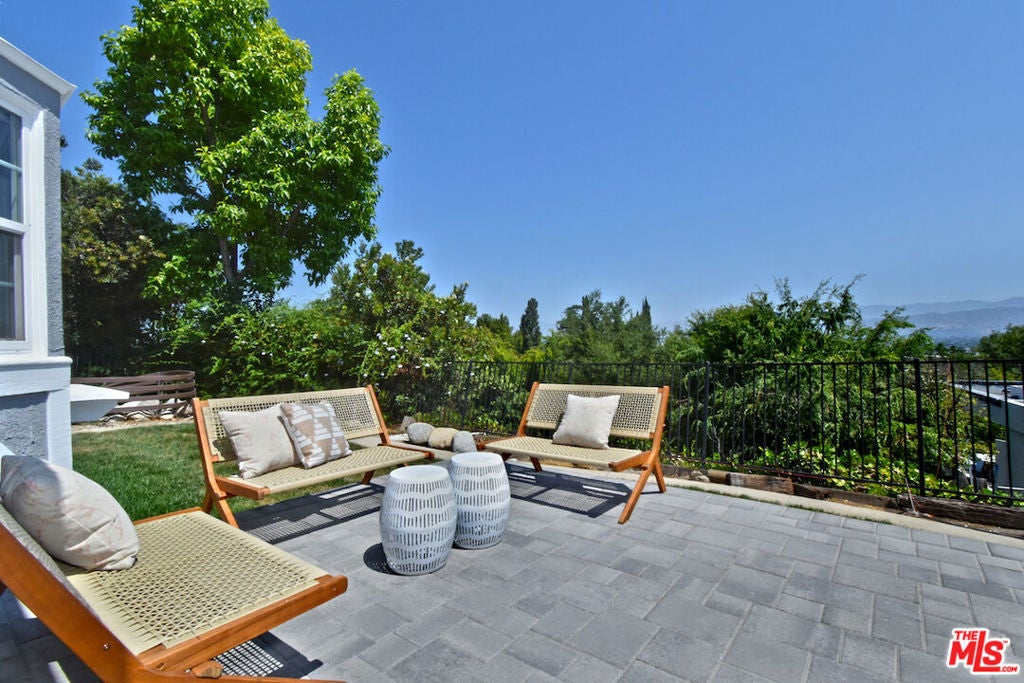 3753 Berry Drive