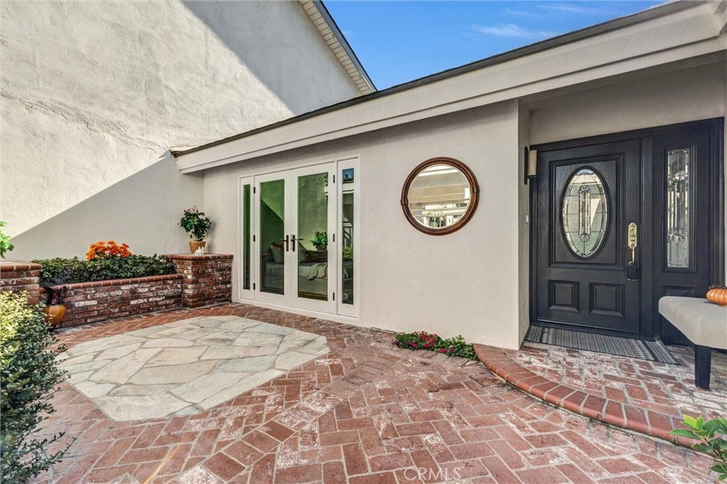 3 Whitewood WAY