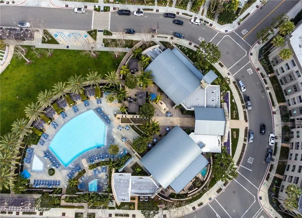 Irvine, California 92612, United States, 2 Bedrooms Bedrooms, ,3 BathroomsBathrooms,Residential,Active,233765