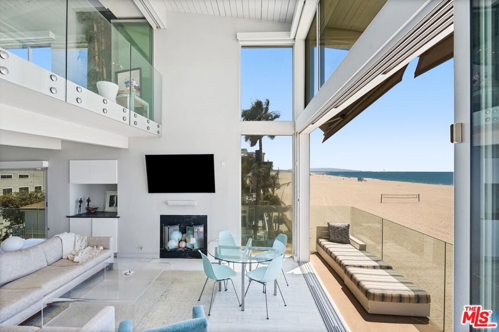 1 Driftwood Street 5