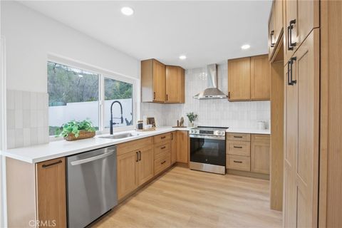 2583 King Way Claremont CA 91711