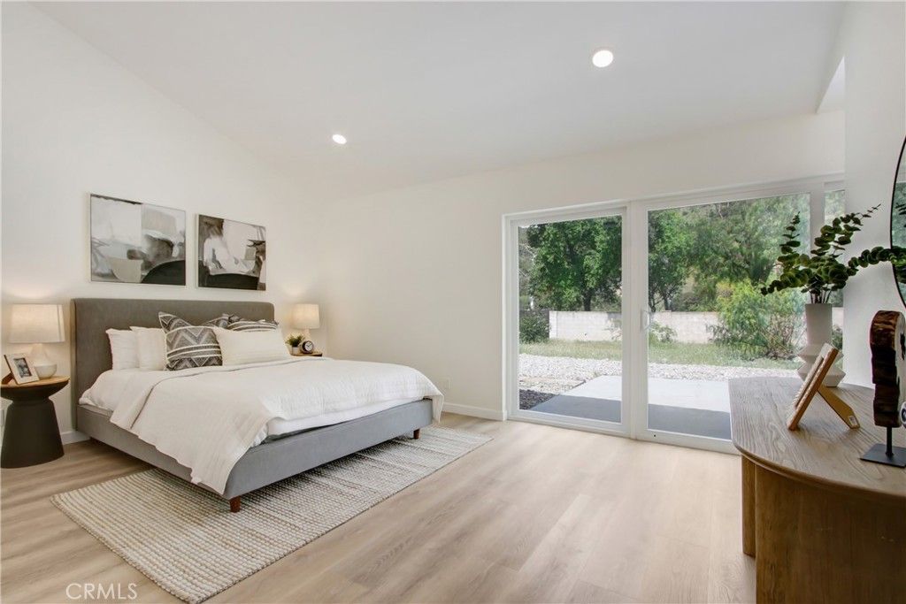 listing image 130727989764508718873
