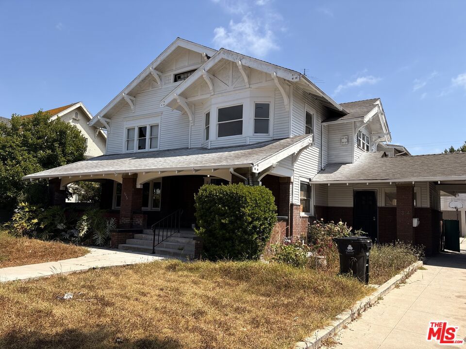 2320 W 25th Street, Los Angeles CA 90018