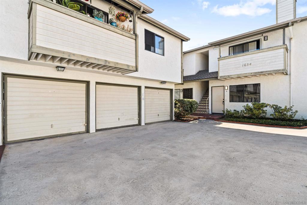 Pacific Beach - Residential