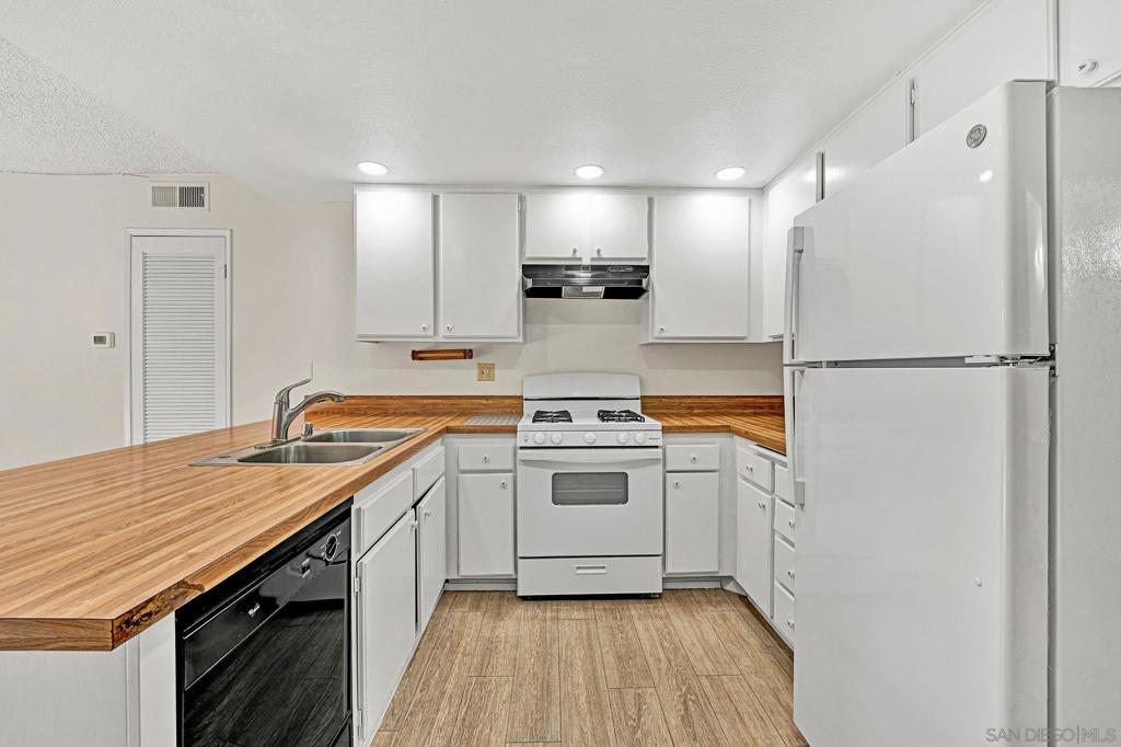 Tierrasanta - Residential