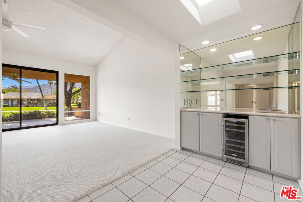 Sunrise Country Club - Residential