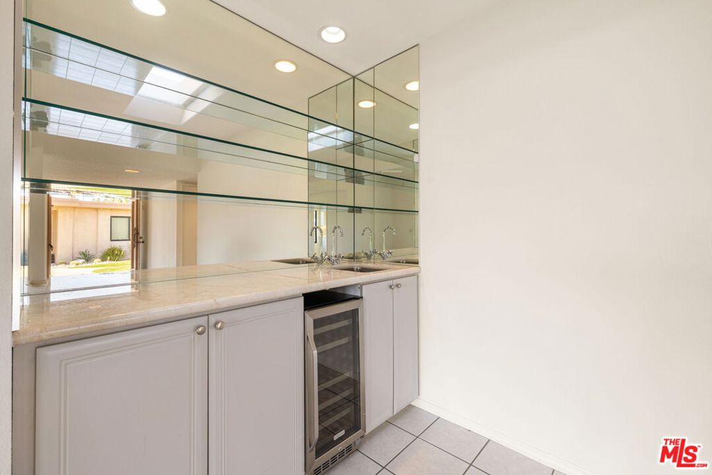 Sunrise Country Club - Residential