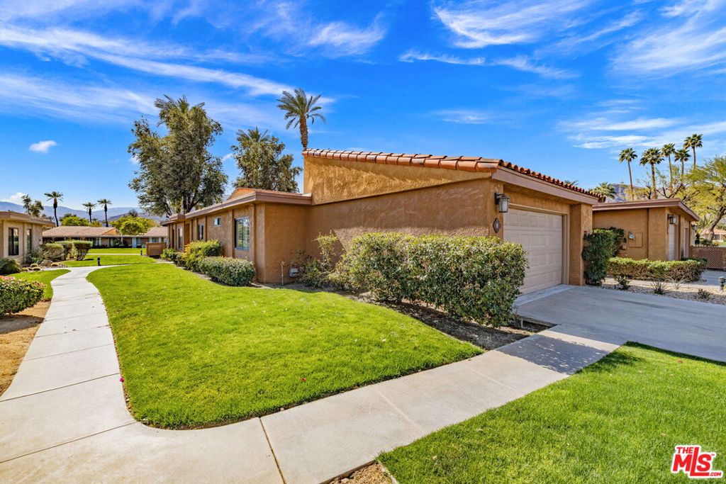 Sunrise Country Club - Residential