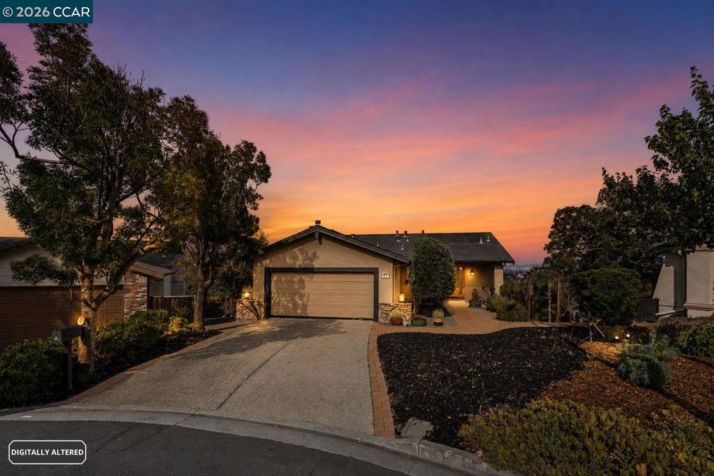 61 St. Thomas Ln