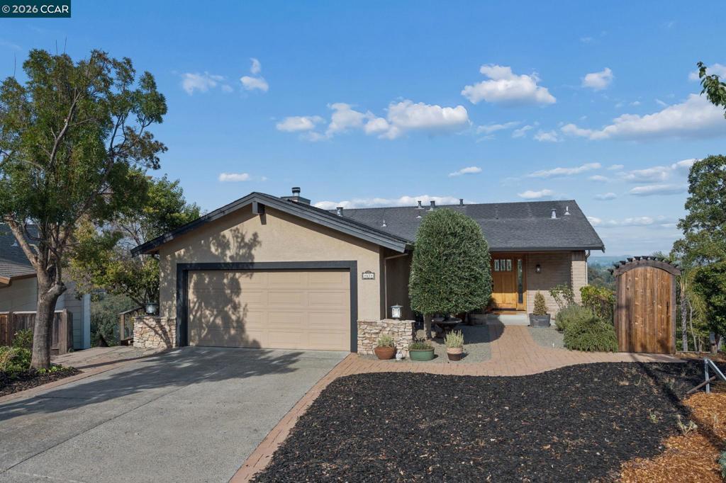 61 St. Thomas Ln