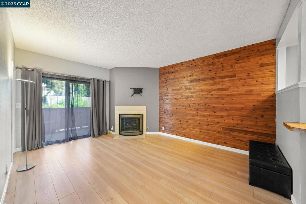 SOUTHGATE - Residential