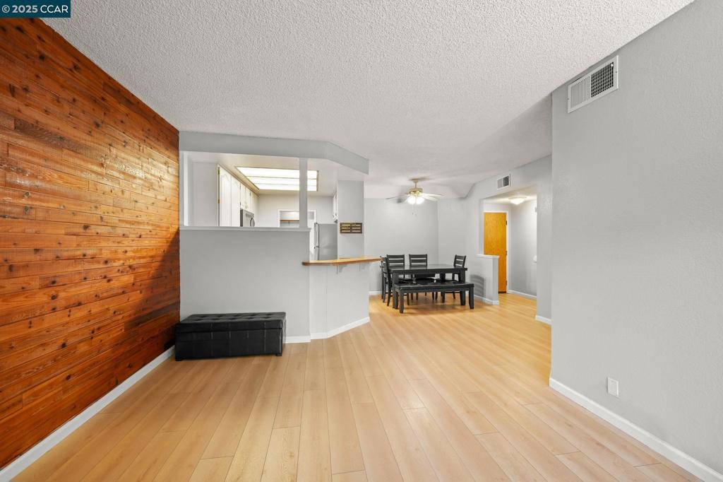 SOUTHGATE - Residential
