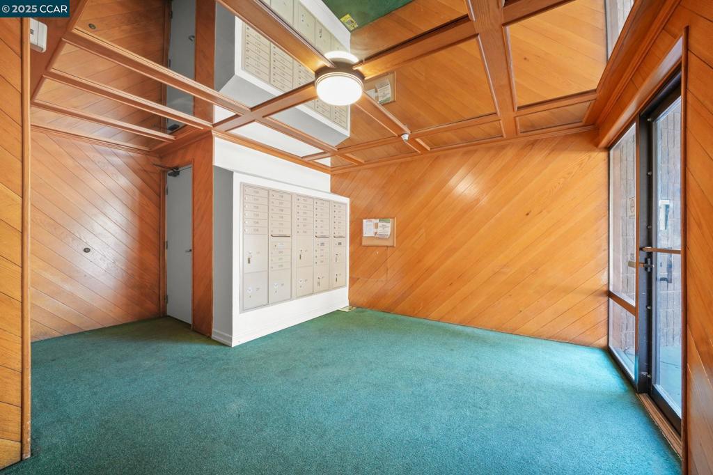 SOUTHGATE - Residential
