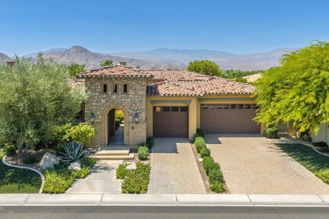 Photo of 76197 Via Volterra, Indian Wells, CA 92210 (MLS # 219150293PS)
