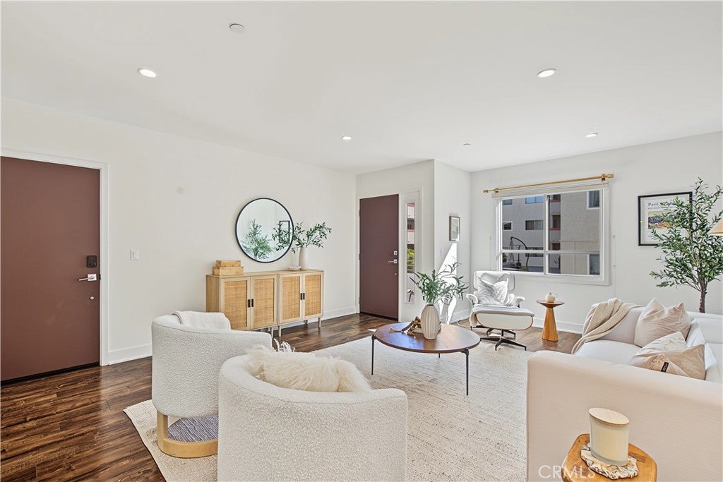 2428 E Del Mar Unit 206