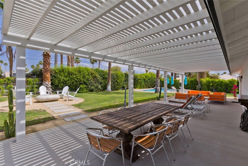 Los Compadres (33459) - Residential Lease