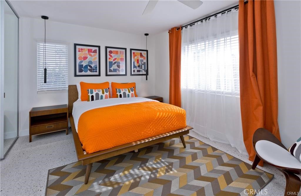Los Compadres (33459) - Residential Lease