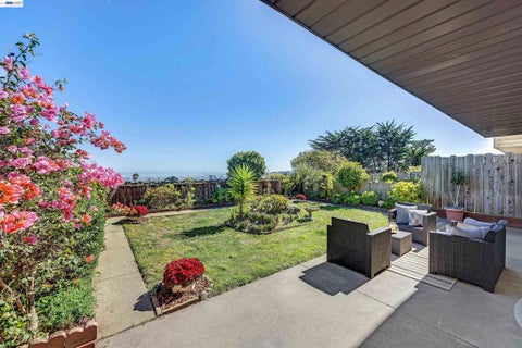 Tiny photo for 38 Brighton Ct CT, Daly City, CA 94015 (MLS # 41151604)