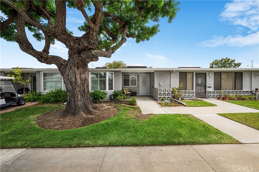 13701 Alderwood Lane W 29E