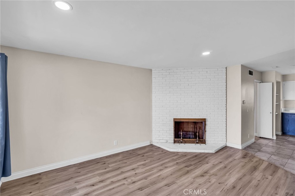 Huntington Continental (HCON) - Residential Lease