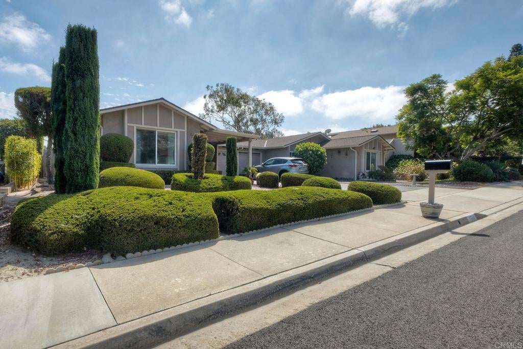 1344 Panorama Ridge