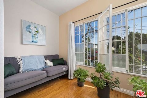 Tiny photo for 1347 N Mansfield Avenue, Los Angeles, CA 90028 (MLS # 26647153)