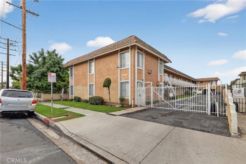 Photo of 16205 Cornuta Ave AVE #2, Bellflower, CA 90706 (MLS # OC26200506)