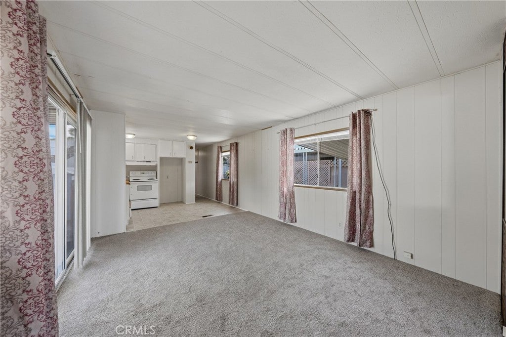 1025 Martin Street 13