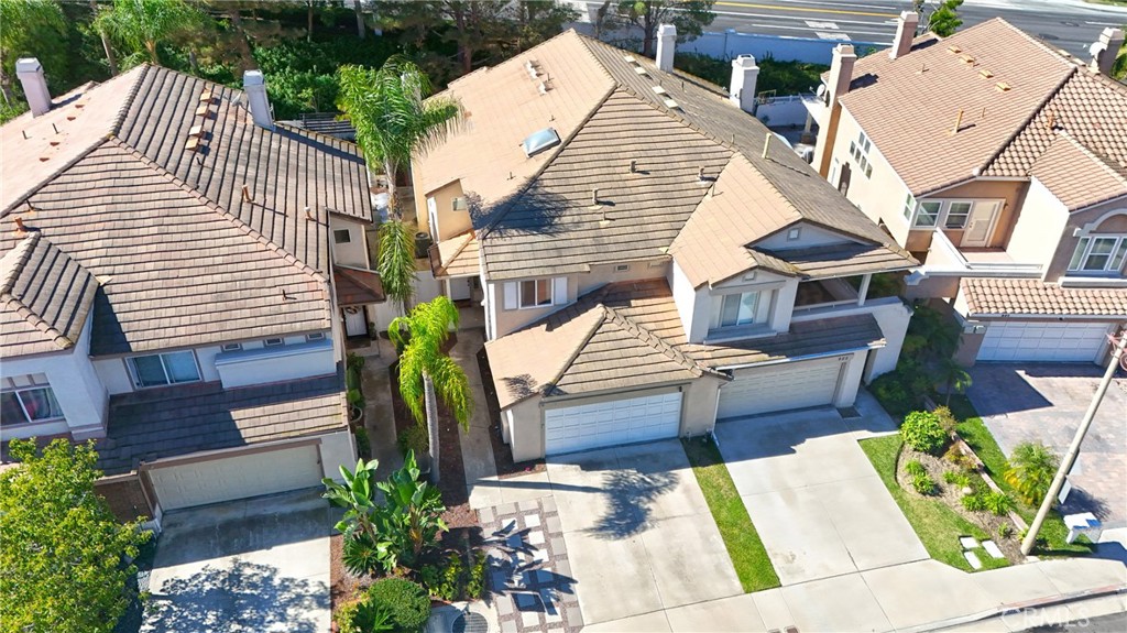 927 S Lone Pine