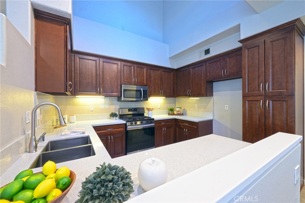 Summit Terrace (SMTR) - Residential