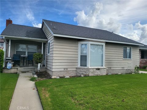 Photo of 2824 Monogram Ave, Long Beach, CA 90815 (MLS # RS25266689)