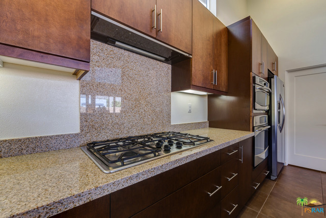 Escena - Residential