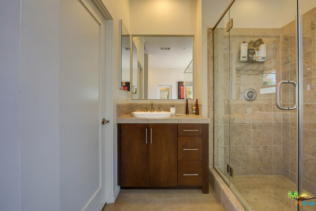 Escena - Residential