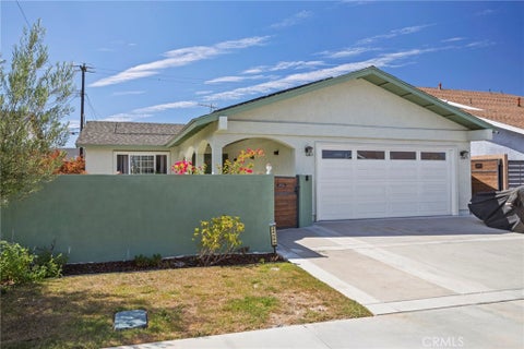 Photo of 24509 Ravenna AVE, Carson, CA 90745 (MLS # DW26197107)