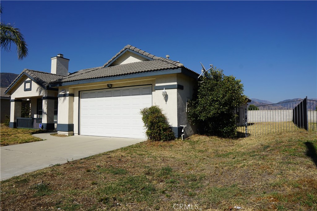 4611 Orange Drive
