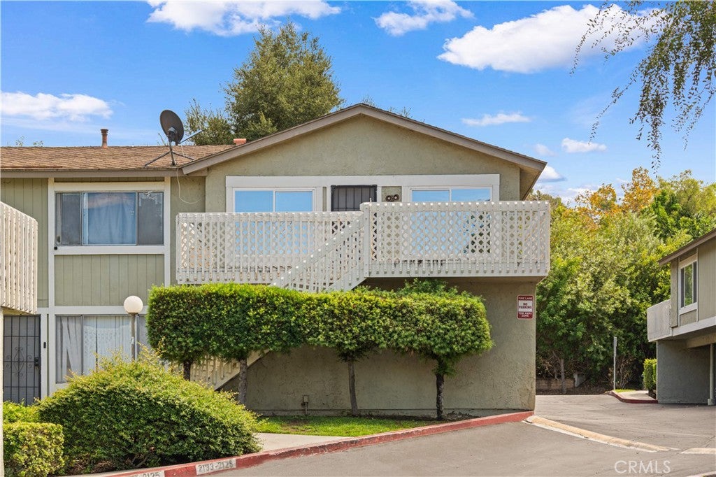 2129 E Aroma DR