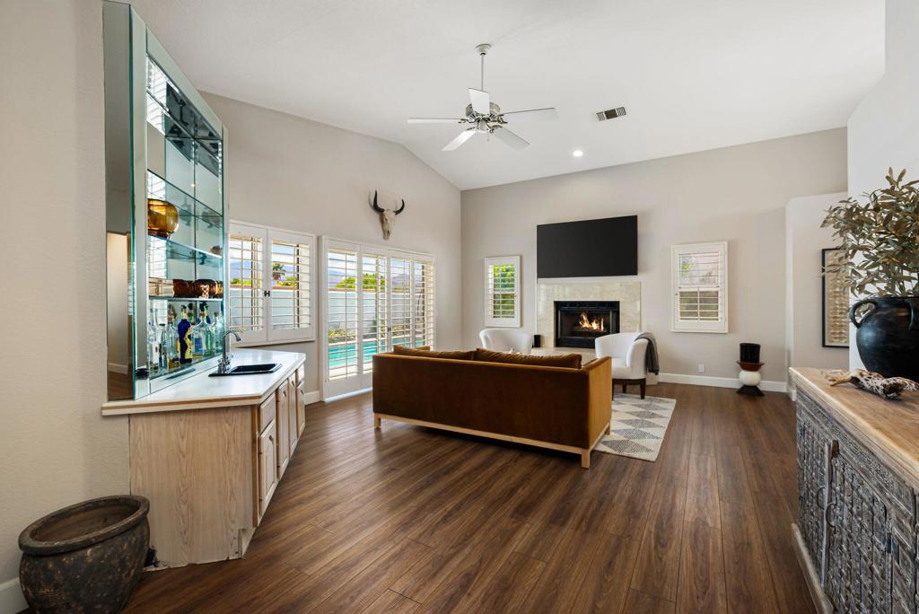 BDCC Country - Residential