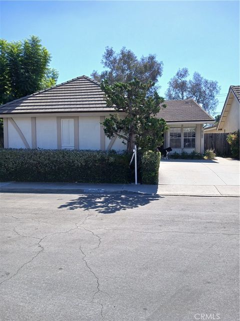 Photo of 6180 Via Nietos, Yorba Linda, CA 92887 (MLS # IV25172791) Photo of 6180 Via Nietos, Yorba Linda, CA 92887 (MLS # IV25172791)